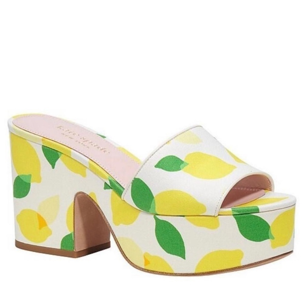 NIB Kate Spade Ibiza Printed Canvas Platform Sandals in Lemon Toss / Parchment